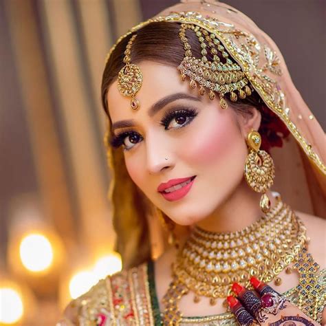 Sehrish Akbar - Bridal Hair & Makeup Artist & Trainer - Berkshire & London